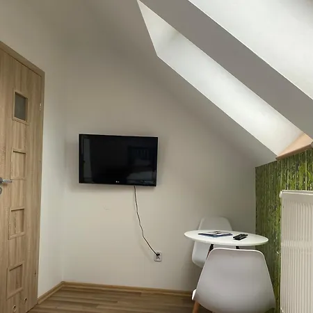 House Vendégház 3*